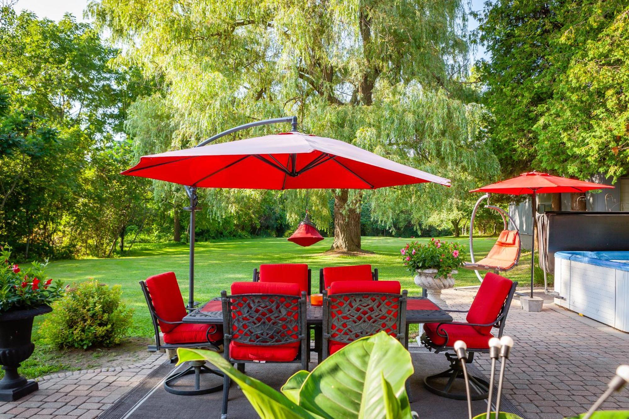 Nature Oasis Bar Room Dundas Exterior foto